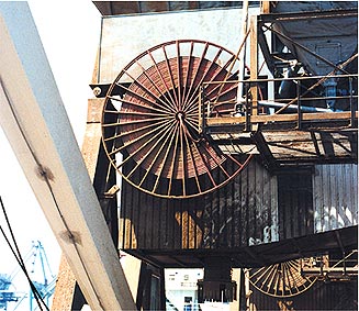 Cable reel with drive motor assembly onto a KANGAROO crane in the port of Leixoes
